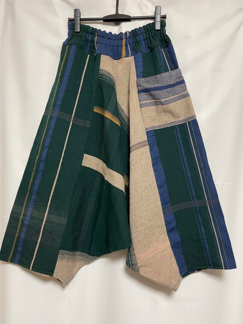 新品未使用 タマキニイメタルンパンツロング ウール