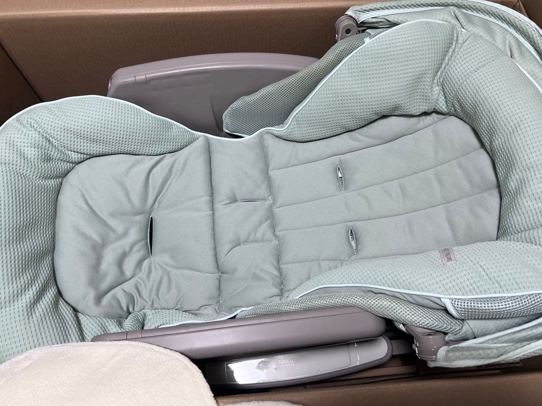 Aprica ユラリズム オート プレミアム AC