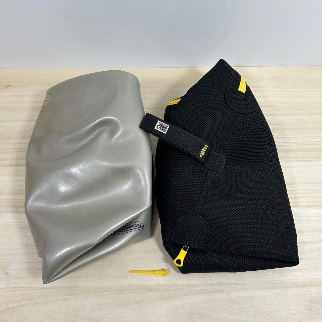 カバーとボールのみ　テクノジム　Technogym　バランスボール　カバーあり