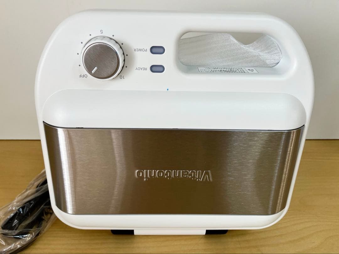 【新品】Vitantonio ワッフル ホットサンドメーカ　プレート3種類付き。