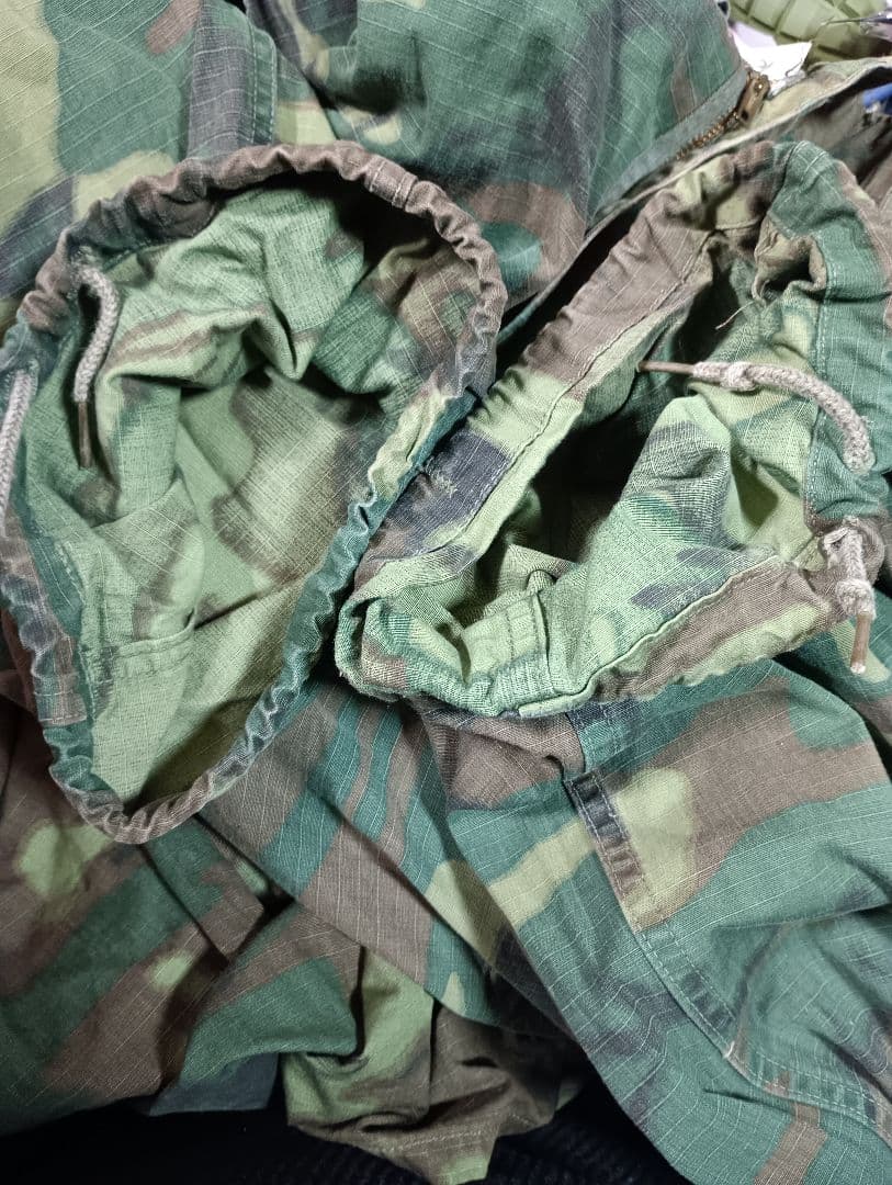 ベトナム戦争米軍ジャングルファティーグ4thEDRLグリーンリーフカモ上下セット