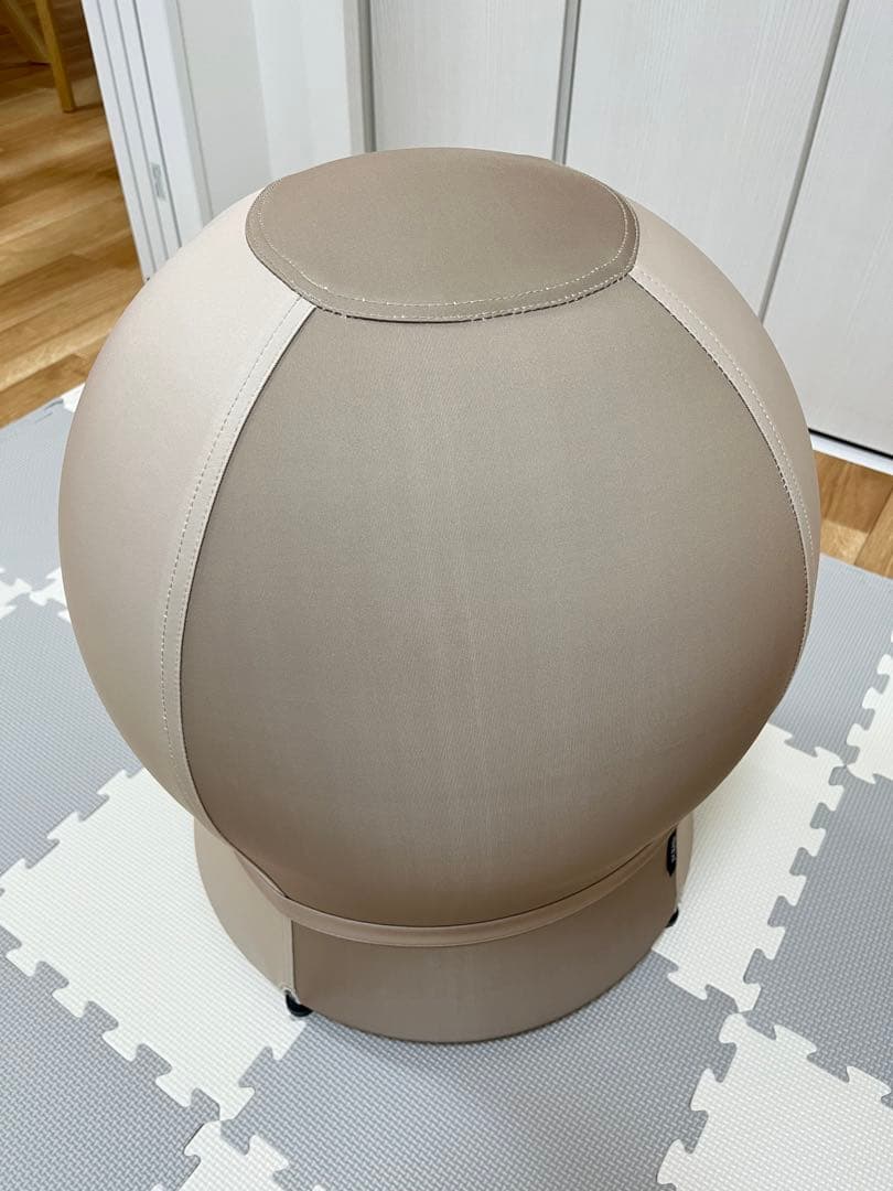 ねんねチェア　バランスボール