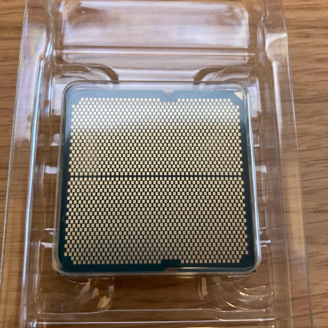 AMD Ryzen 7 7800X3D 新品未使用