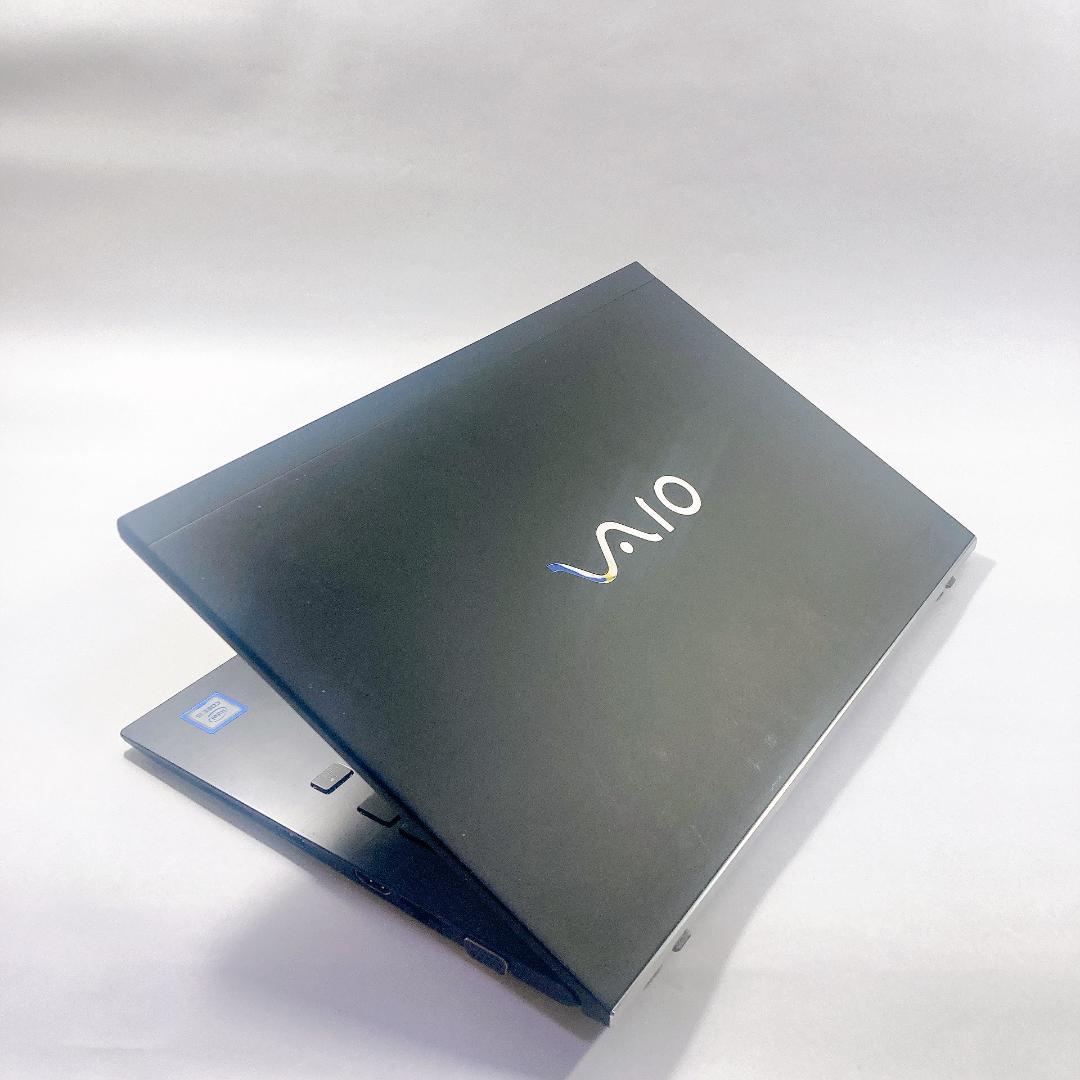 w67✨第8世代 /i5/Office付/薄型軽量/爆速SSD/8GB✨すノート