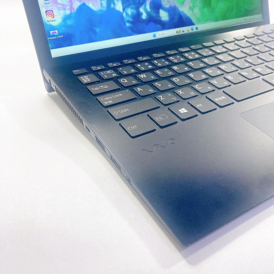 w67✨第8世代 /i5/Office付/薄型軽量/爆速SSD/8GB✨すノート