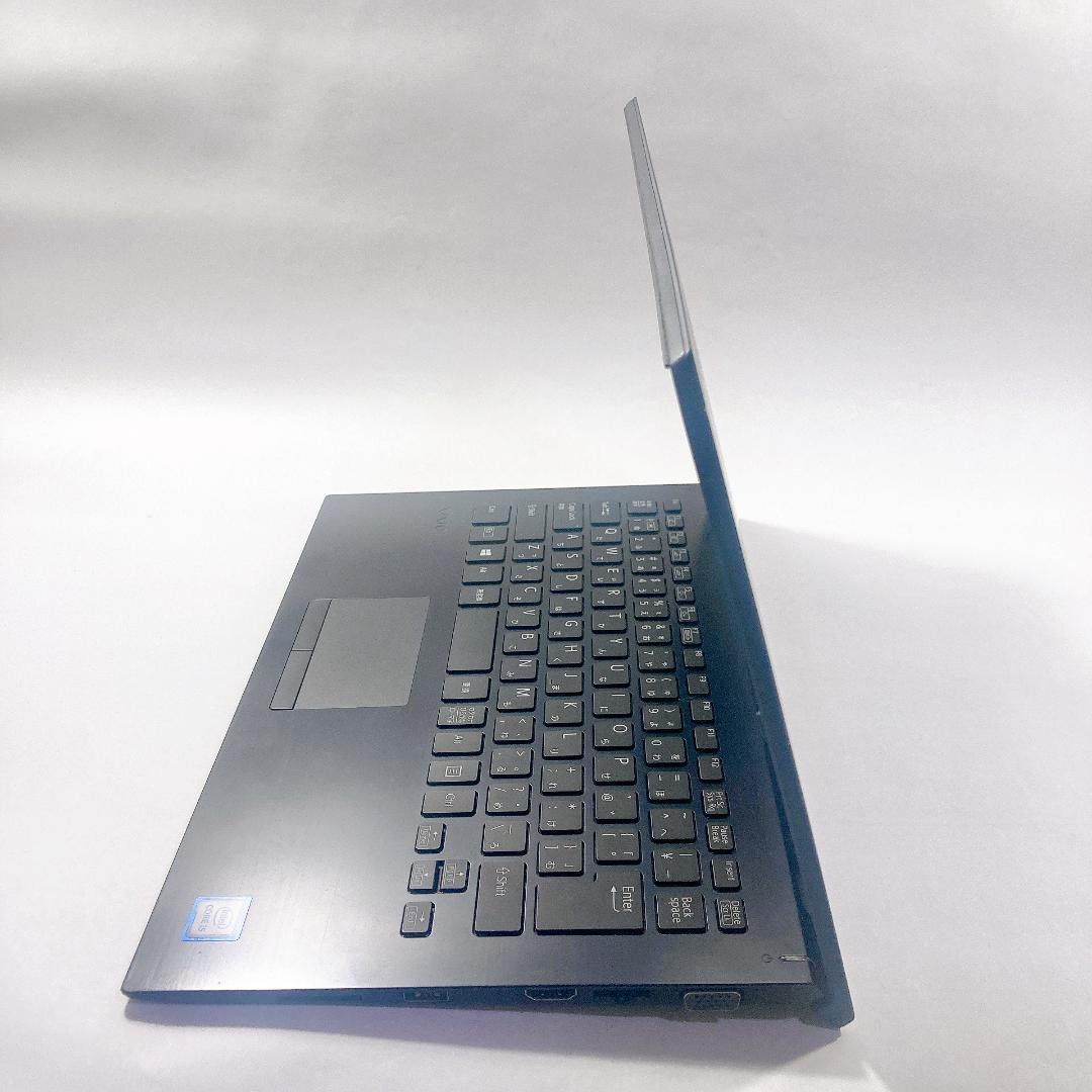 w67✨第8世代 /i5/Office付/薄型軽量/爆速SSD/8GB✨すノート