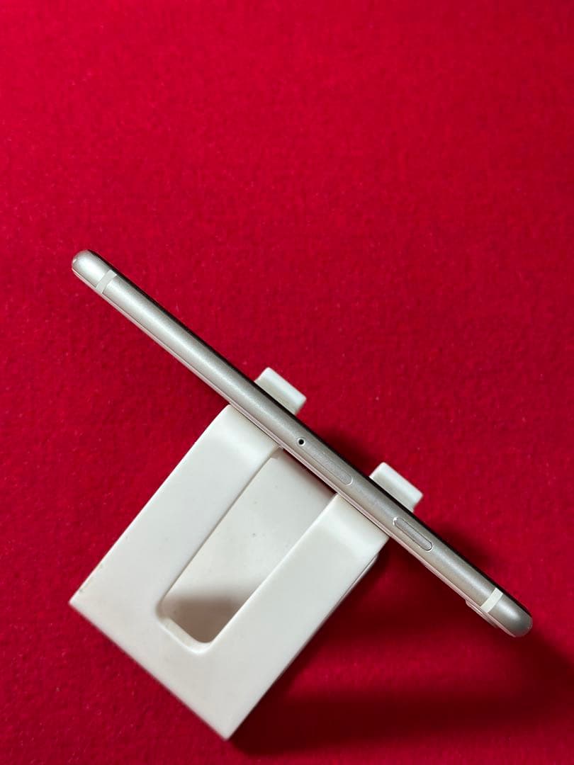 【1516】iPhone SE3第3世代スターライト 128GB simフリー