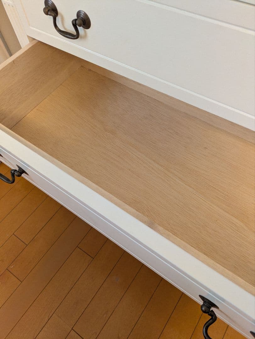 ホワイト木製チェスト 5段 ①