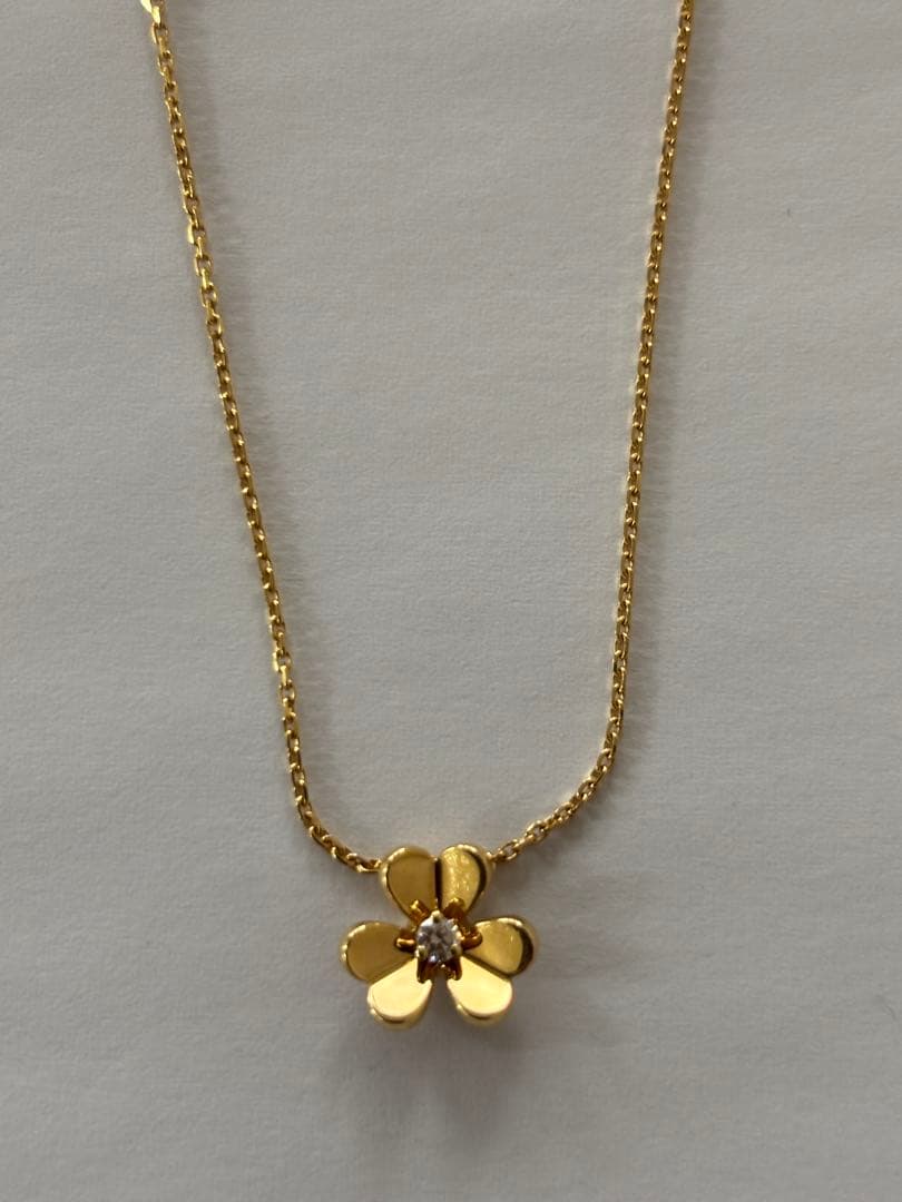 ヴァンクリーフ&アーペル　フリヴォルミニペンダント