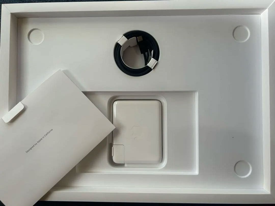 ◎美品◎【MacBook Pro M4max】16インチ128GB 4TB