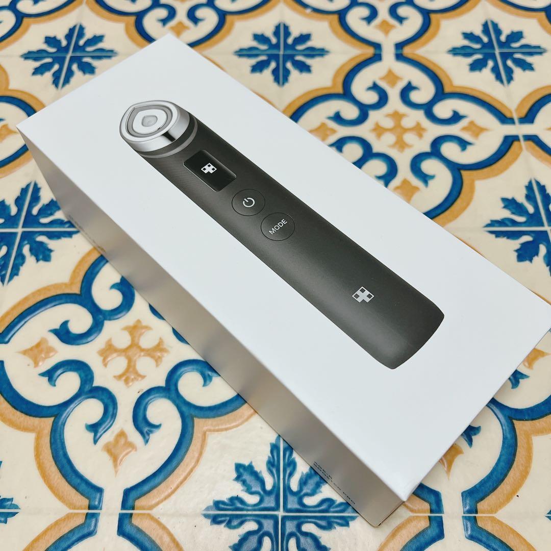 medicube ブースタープロ　ブラック