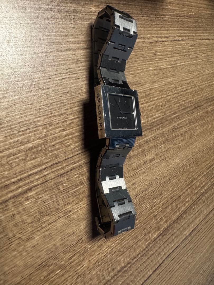 ブルガリBVLGARI 時計クアドラード　レディース