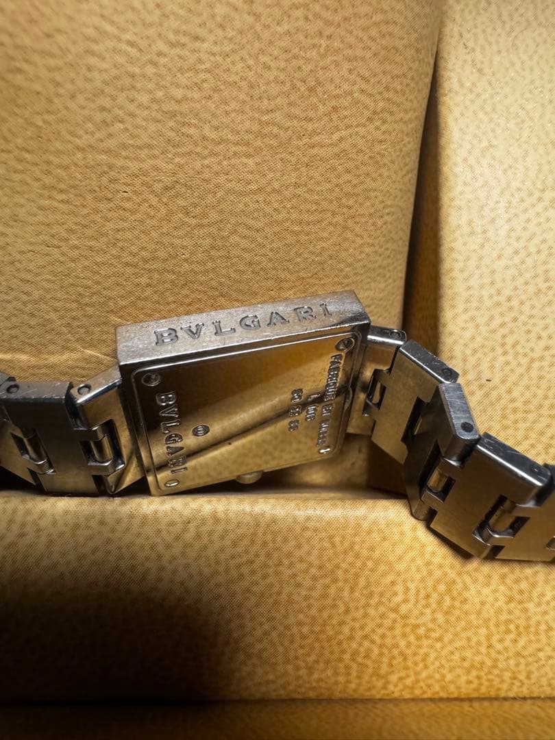 ブルガリBVLGARI 時計クアドラード　レディース