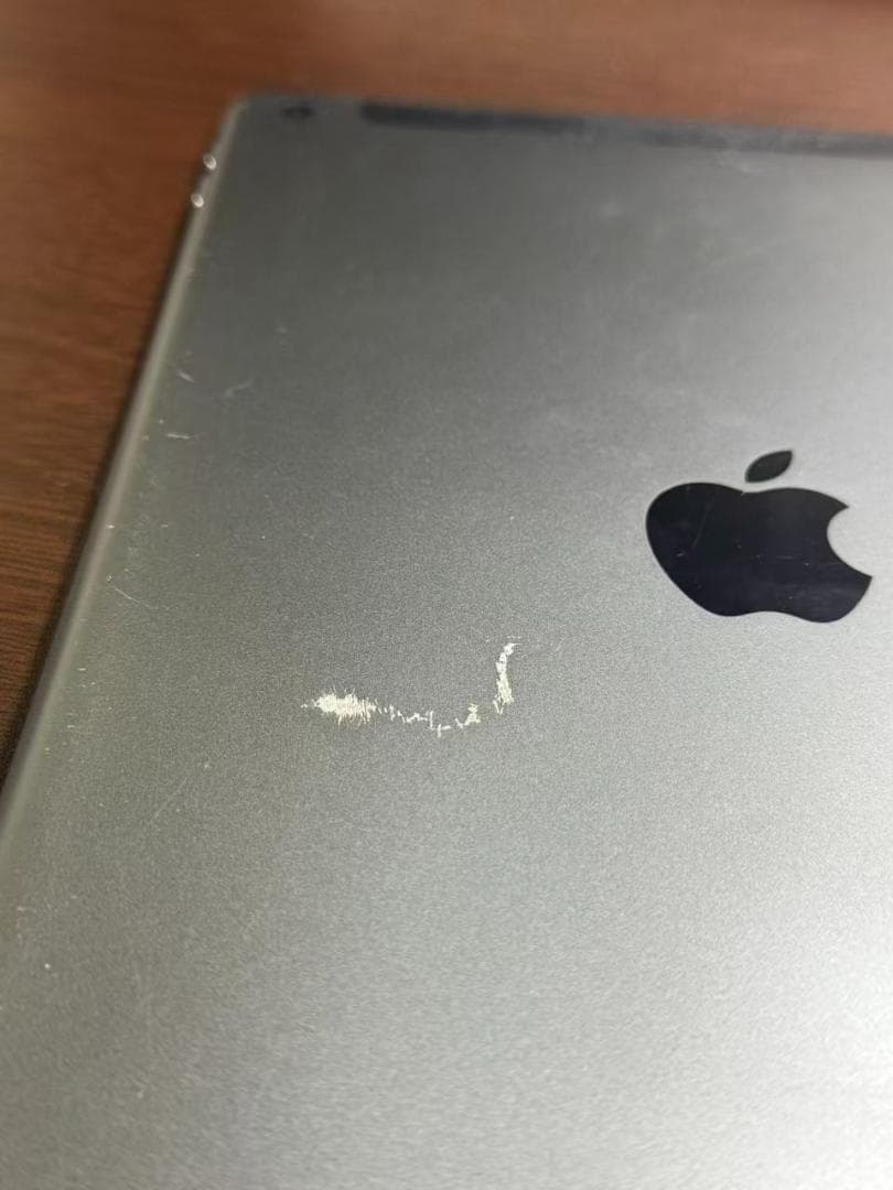 【iPad】第8世代 128GB スペースグレーWi-Fi + Cellular