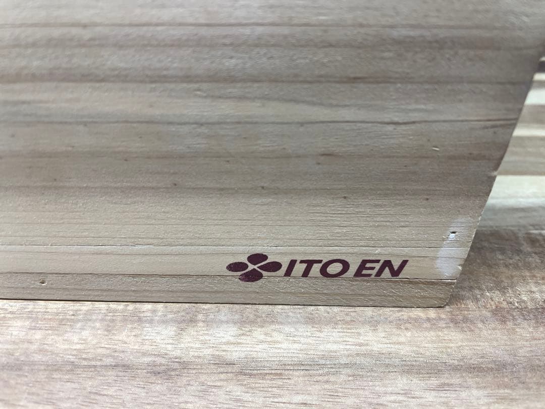 伊藤園　しあわせ茶箱（木箱）