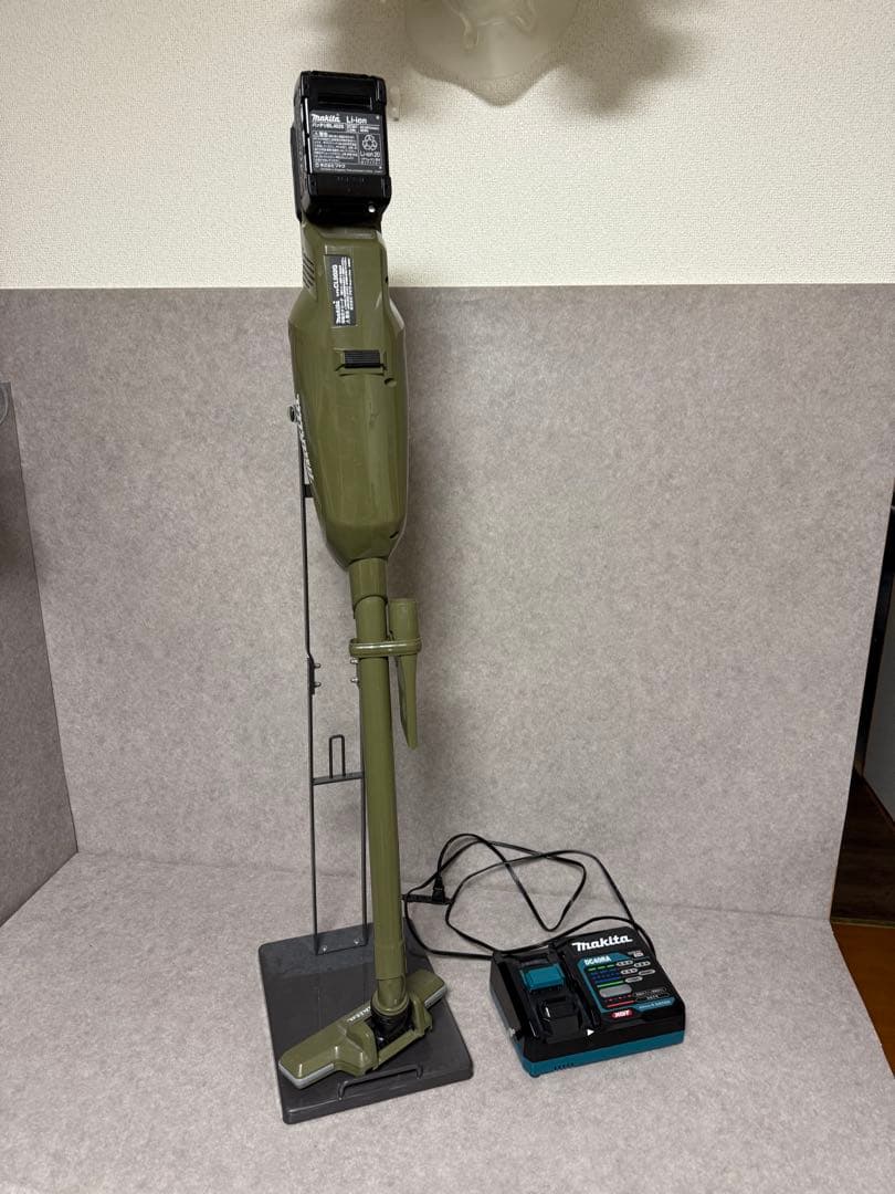 ゆ*き様 スティック型掃除機 マキタ CL002G 充電式 バッテリー 充電器