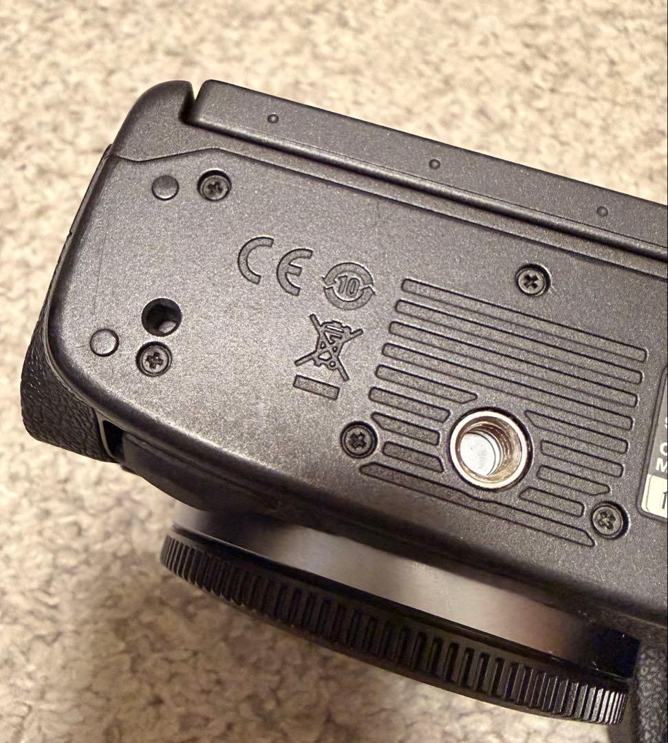 ミラーレス一眼カメラCanon EOS R5 ボディー EOS R5