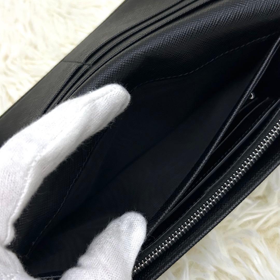 ［美品］PRADA SAFFIANO ROBOT シルバーメタル 長財布