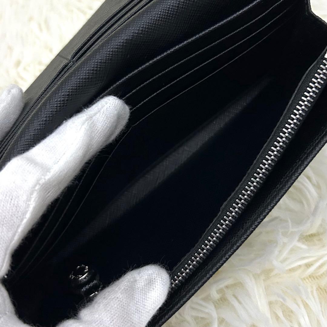 ［美品］PRADA SAFFIANO ROBOT シルバーメタル 長財布