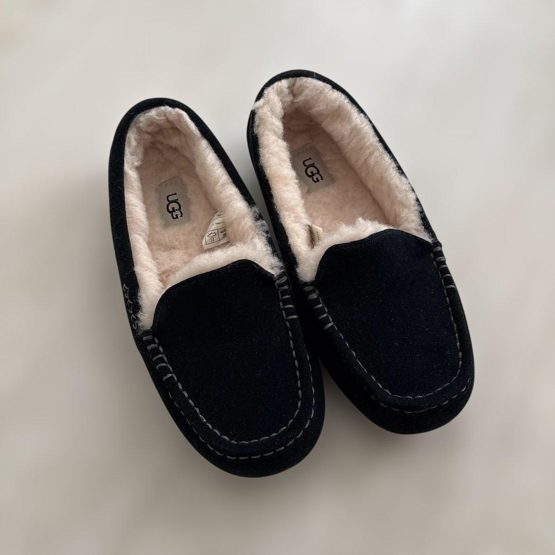 【美品】UGG ブラック モカシン 24cm