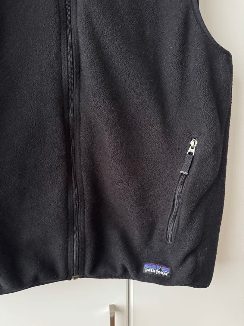 Patagonia パタゴニア シンチラベスト裾ネームBLACK黒