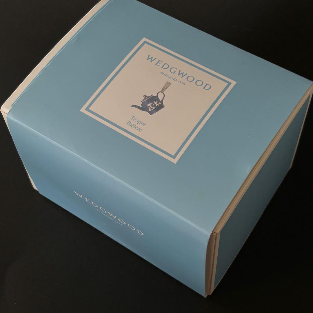 ウェッジウッド　ホリデーオーナメント　クリスマス　ティーポット　カップ＆ソーサー