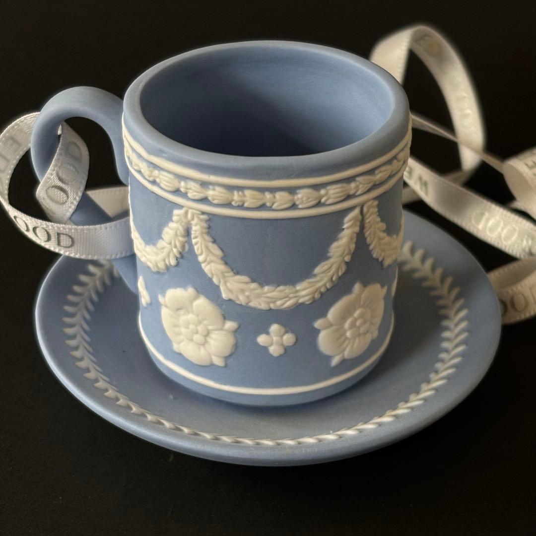 ウェッジウッド　ホリデーオーナメント　クリスマス　ティーポット　カップ＆ソーサー