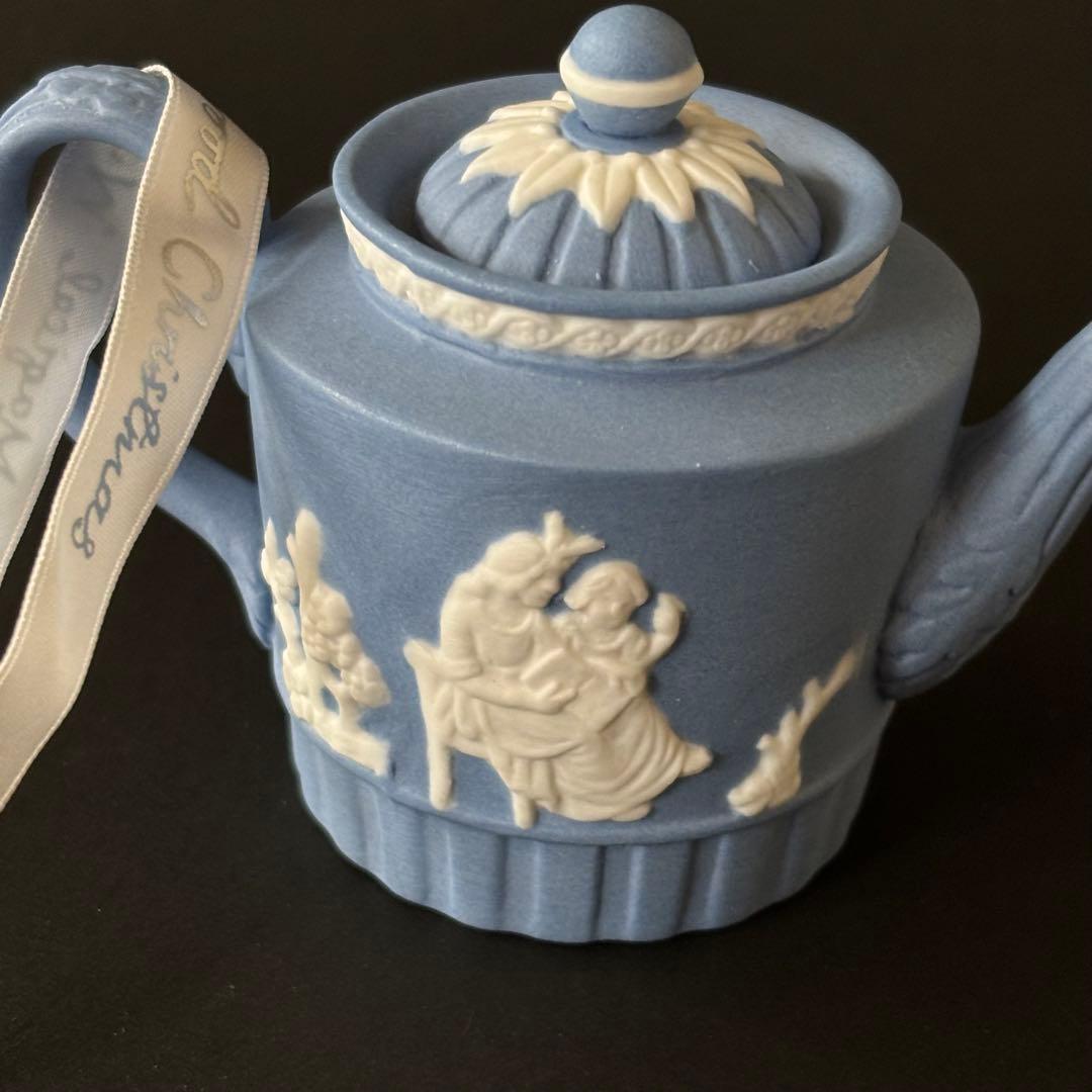 ウェッジウッド　ホリデーオーナメント　クリスマス　ティーポット　カップ＆ソーサー