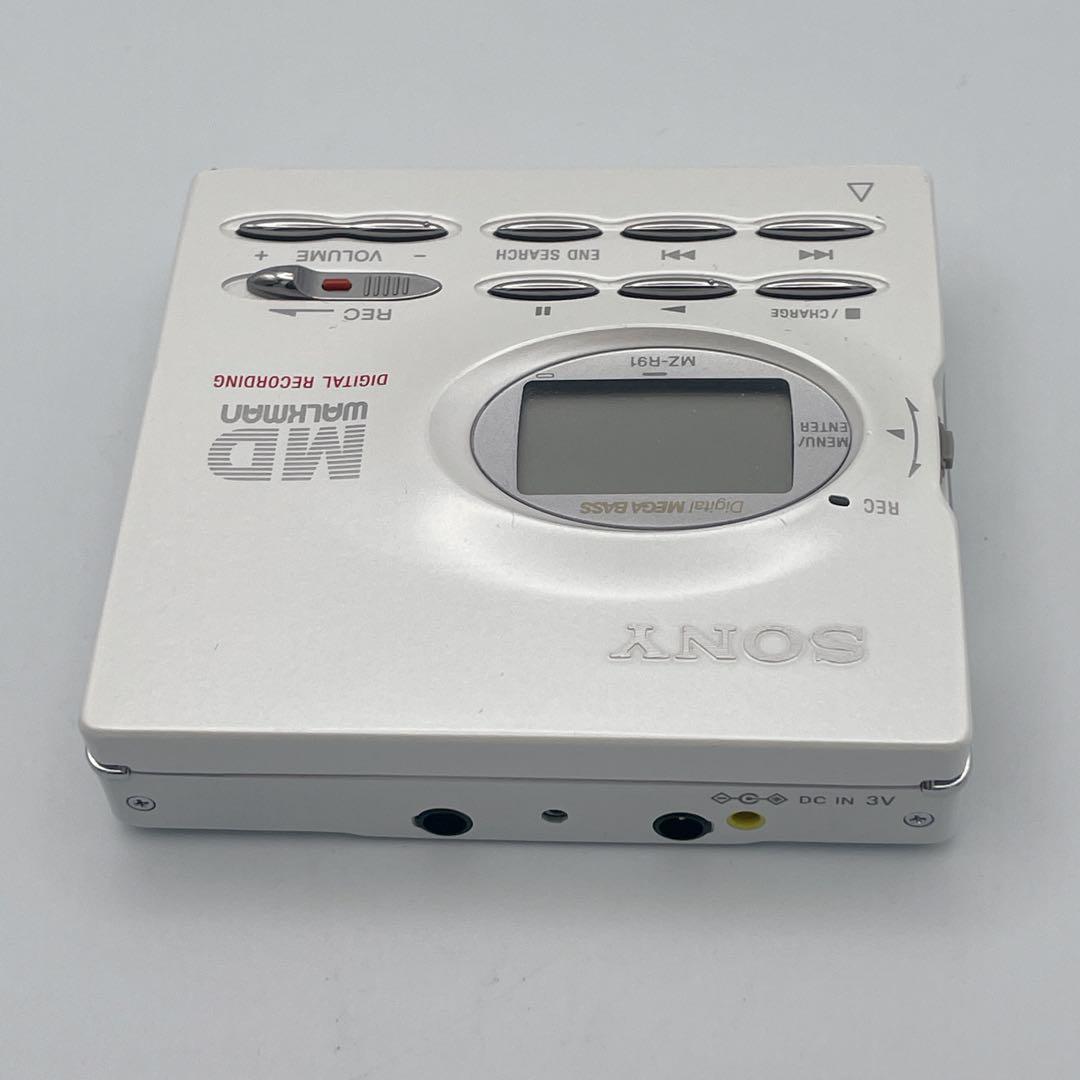 【美品】MDウォークマン MZ-R910 ポータブルMDレコーダーWALKMAN