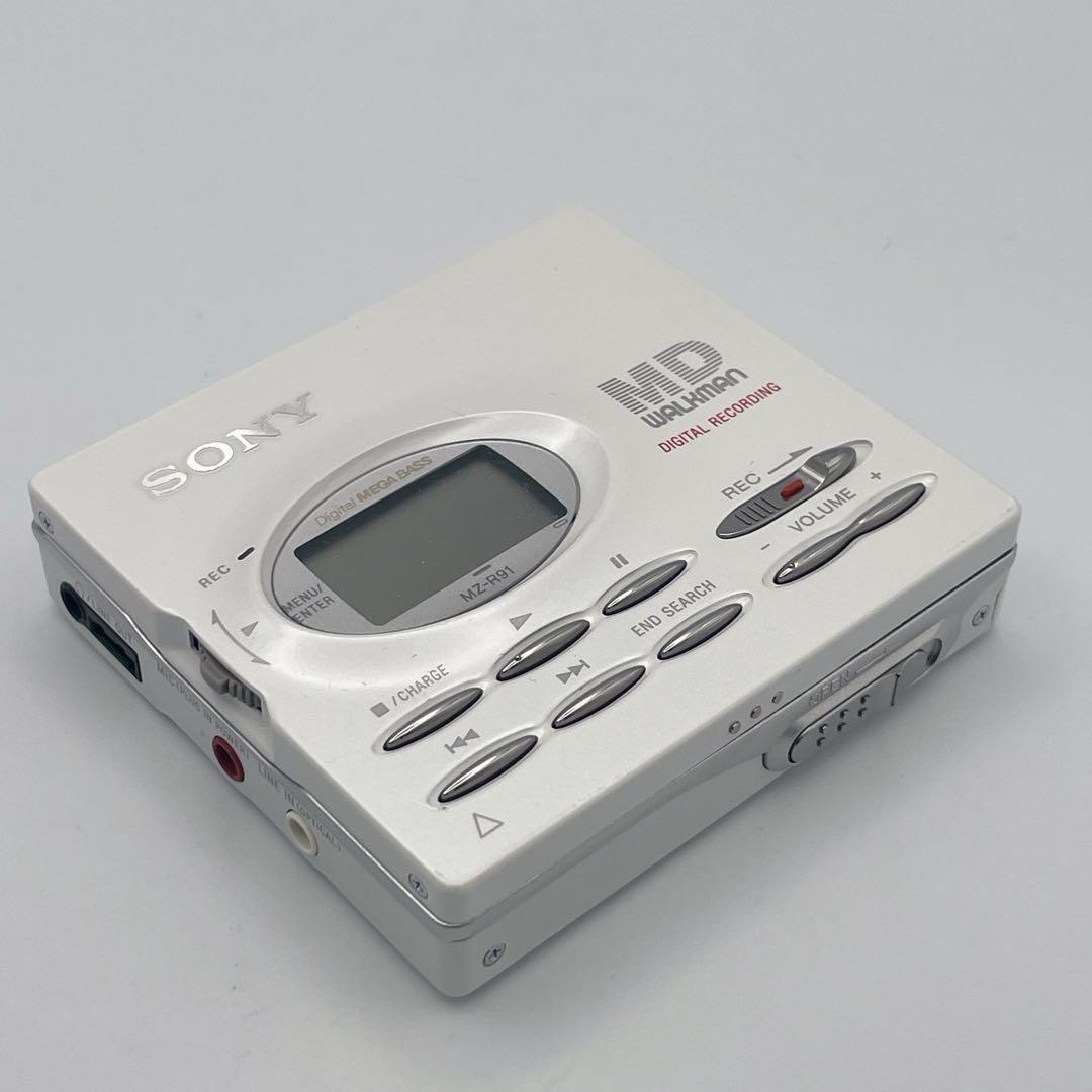 【美品】MDウォークマン MZ-R910 ポータブルMDレコーダーWALKMAN