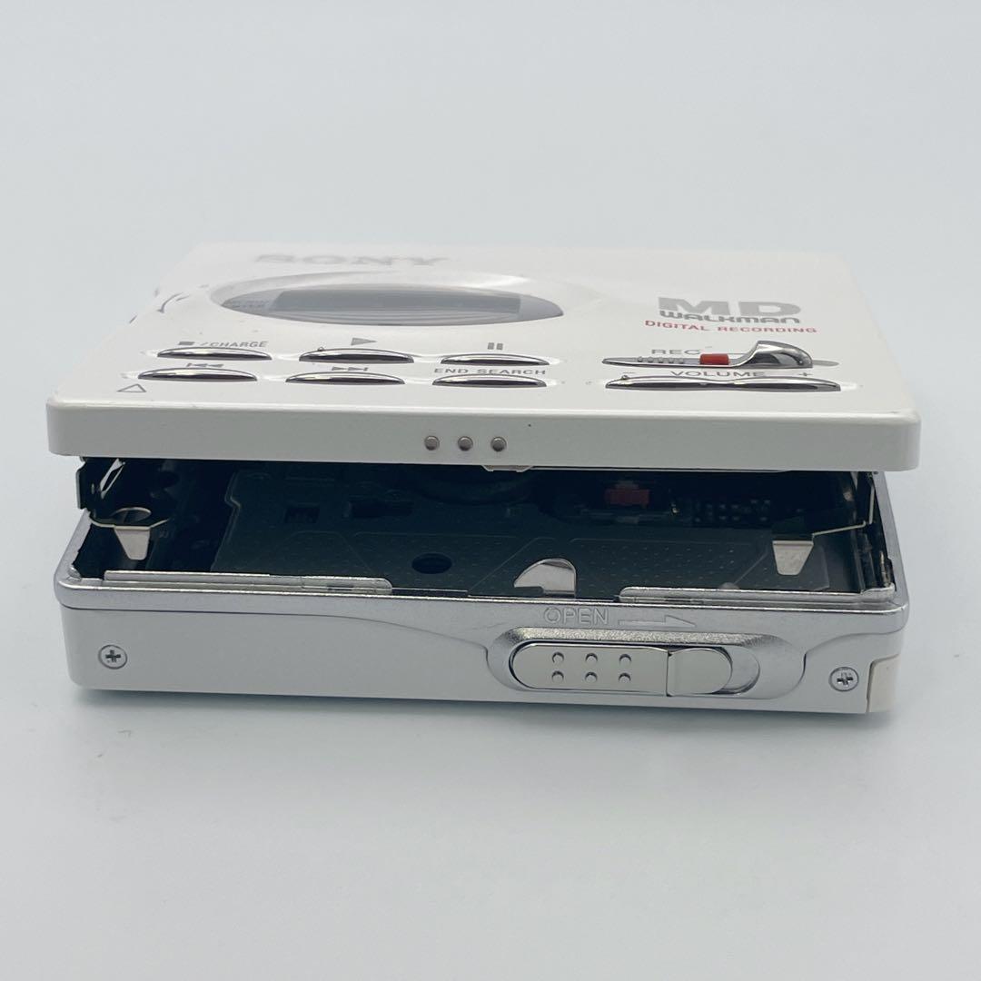 【美品】MDウォークマン MZ-R910 ポータブルMDレコーダーWALKMAN