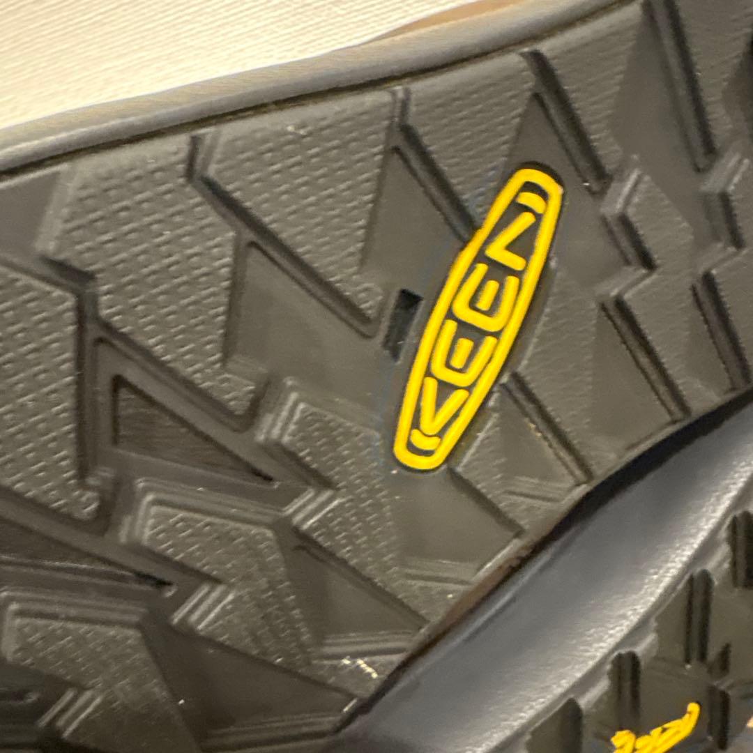 【新品】KEEN ブラウン チェルシーブーツ　23.5cm