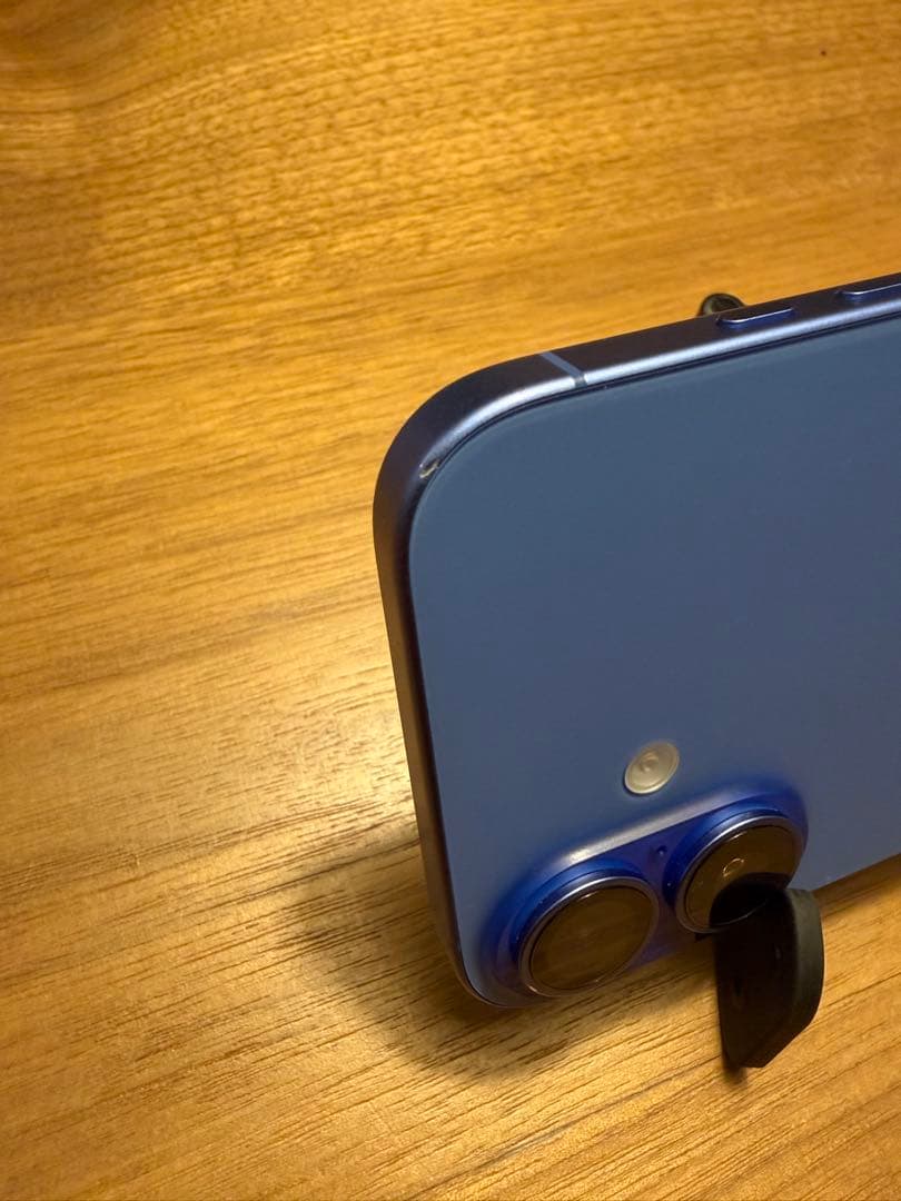 iPhone16 本体 ウルトラマリン 256GB 中古 バッテリー容量93%