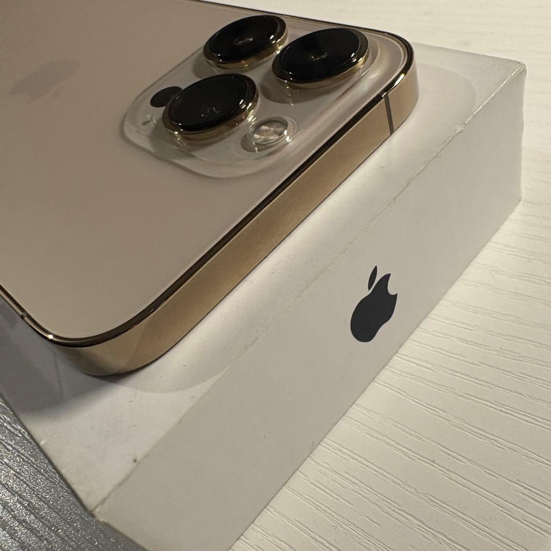 iPhone13 Pro 256GB ゴールド SIMフリー 極美品