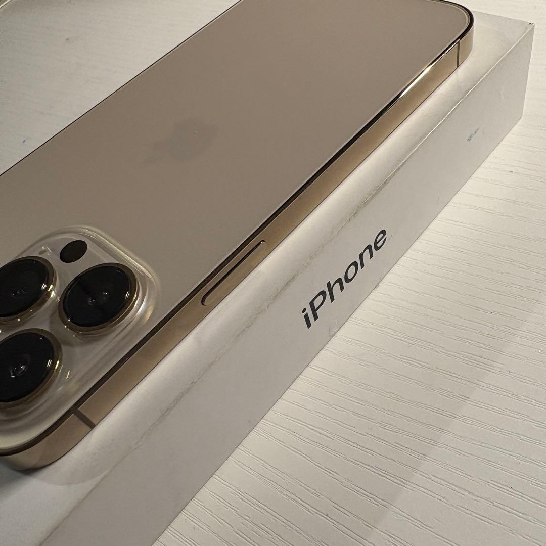 iPhone13 Pro 256GB ゴールド SIMフリー 極美品