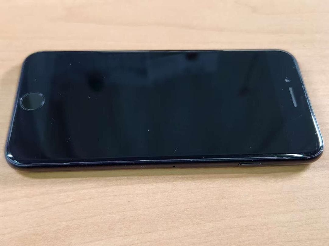 020500G iPhone SE 第2世代A2296 最大容量84%