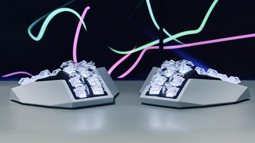 自作分割キーボード DactyI Pro 52