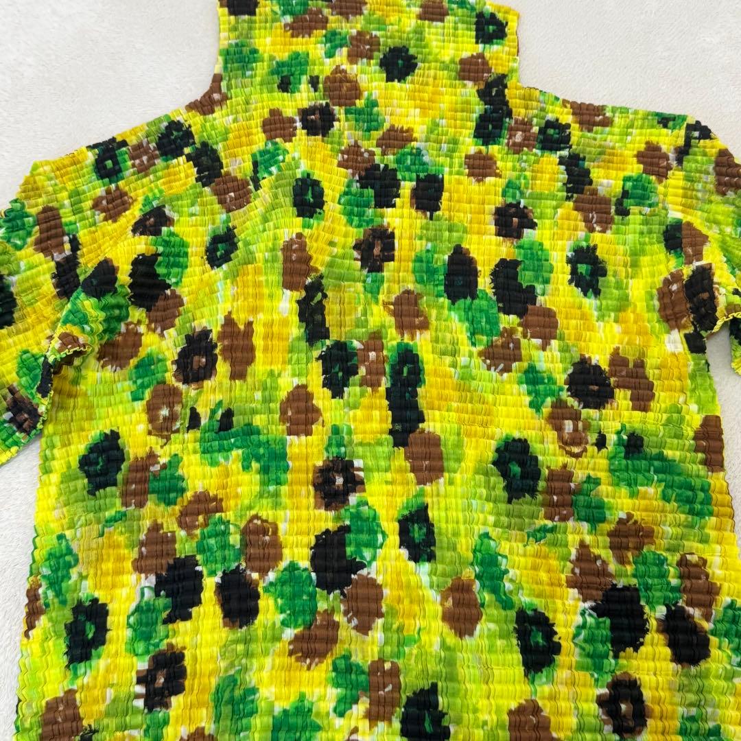 極美品✨ISSEY MIYAKE プリーツ　総柄　長袖　ハイネック　トップス