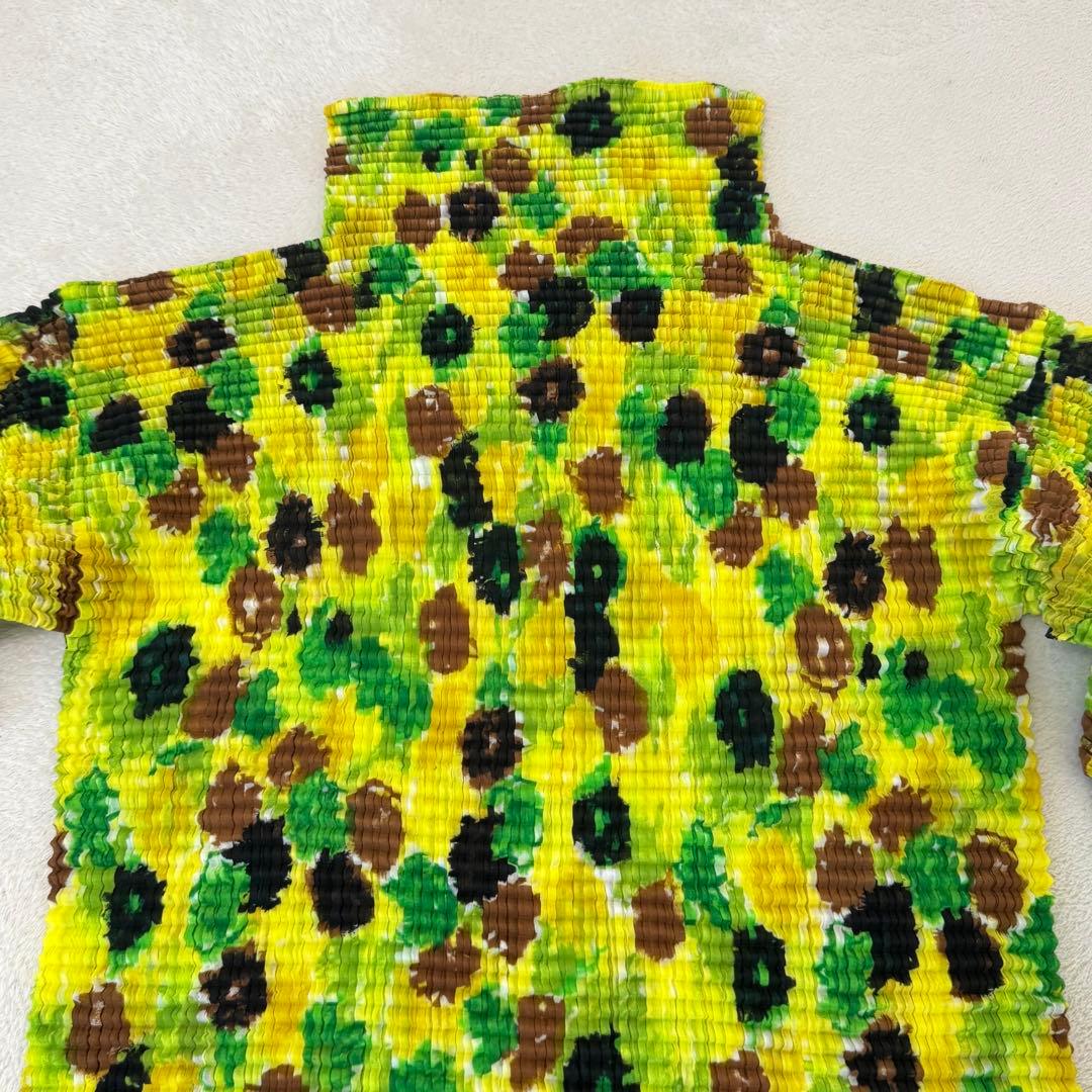 極美品✨ISSEY MIYAKE プリーツ　総柄　長袖　ハイネック　トップス