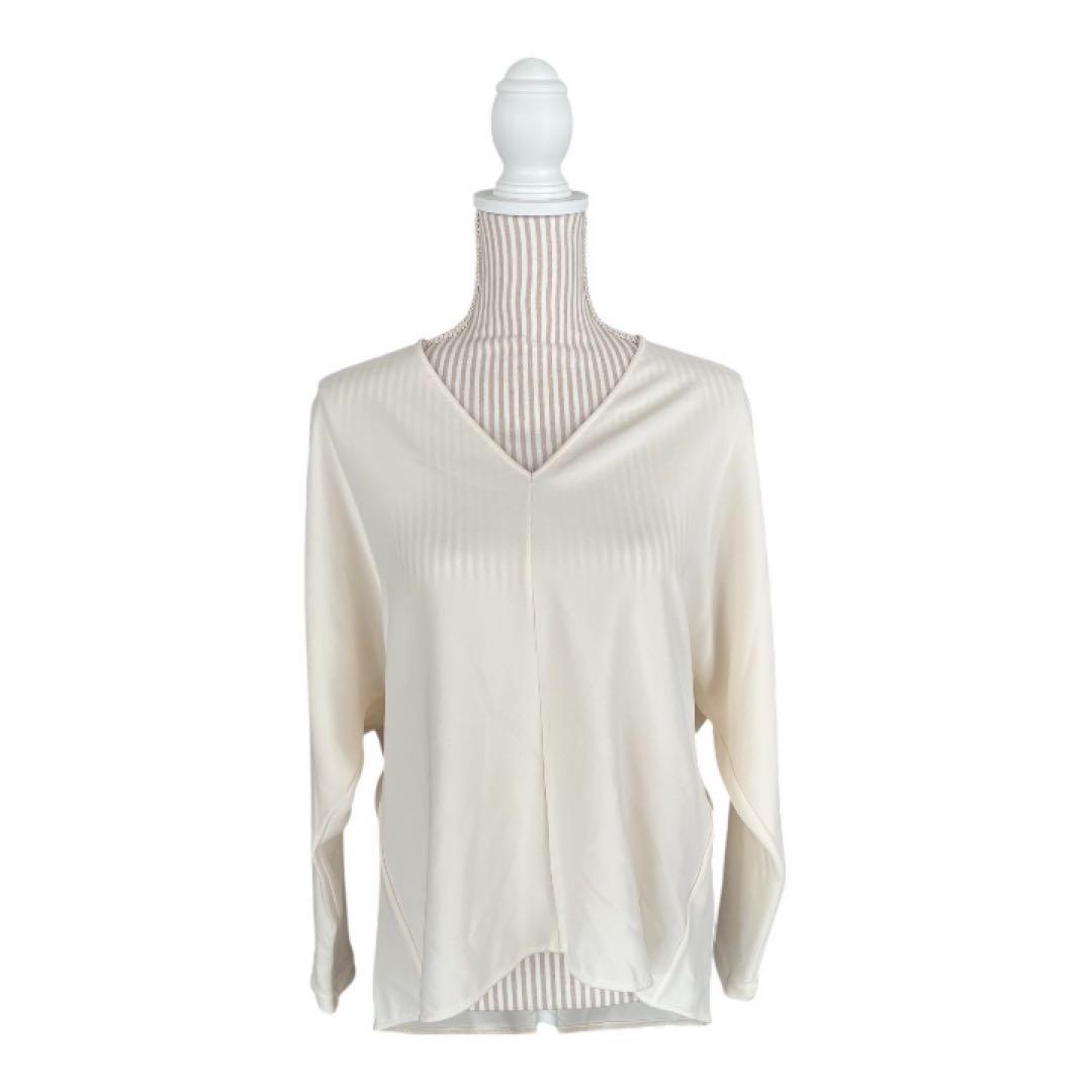 MUSE Deuxieme ClasseトリアセジョーゼットVネックプルオーバー