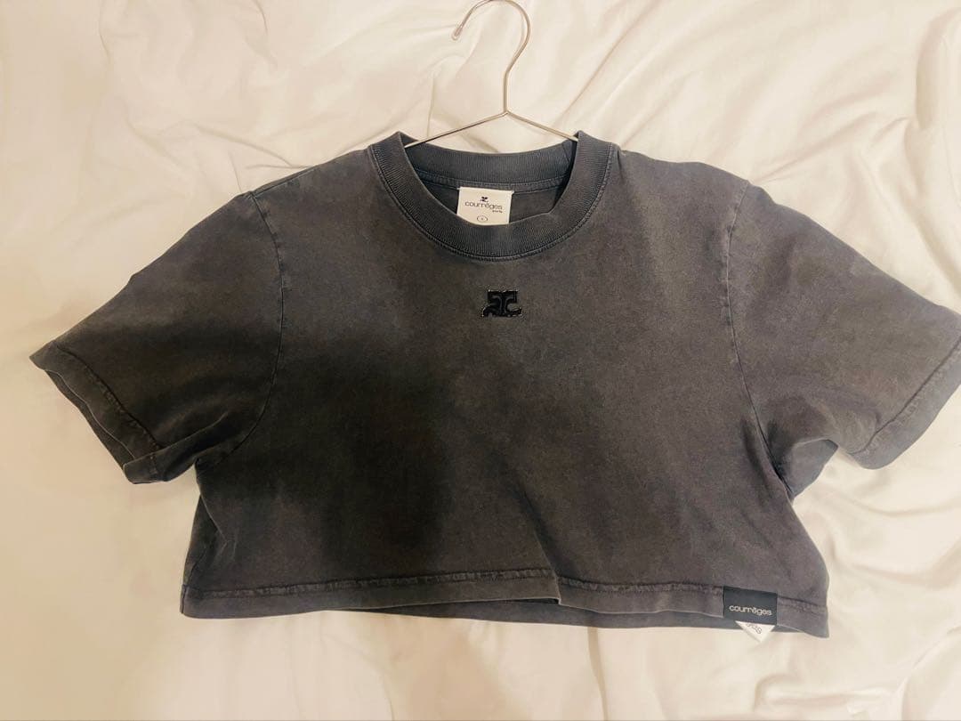 courreges クレージュ Ｔシャツ クロップド ショート丈　グレー