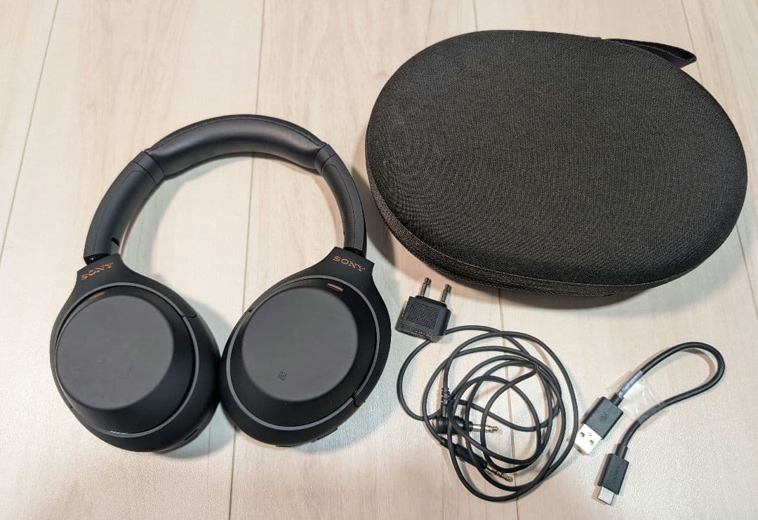 SONY　ワイヤレスノイズキャンセリングヘッドホン WH-1000XM4