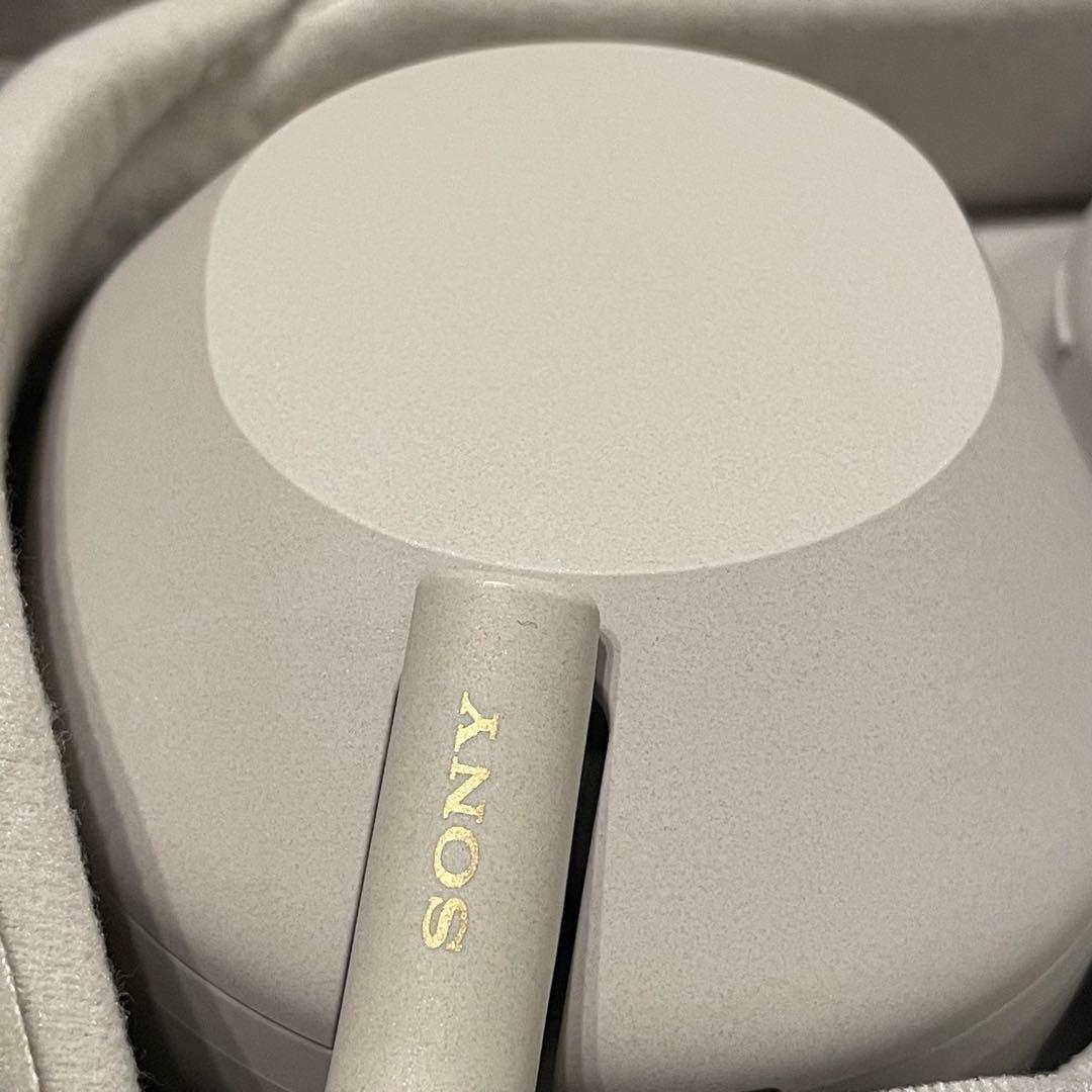 新品未使用 SONY WH-1000XM5ワイヤレスヘッドホン プラチナシルバー