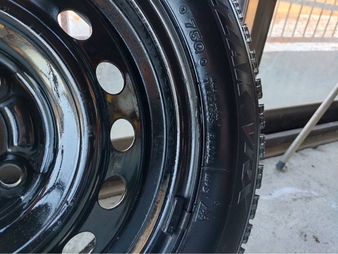 スバル　純正　ホイール　タイヤ　セット　14インチ　スタッドレス　スチール　中古