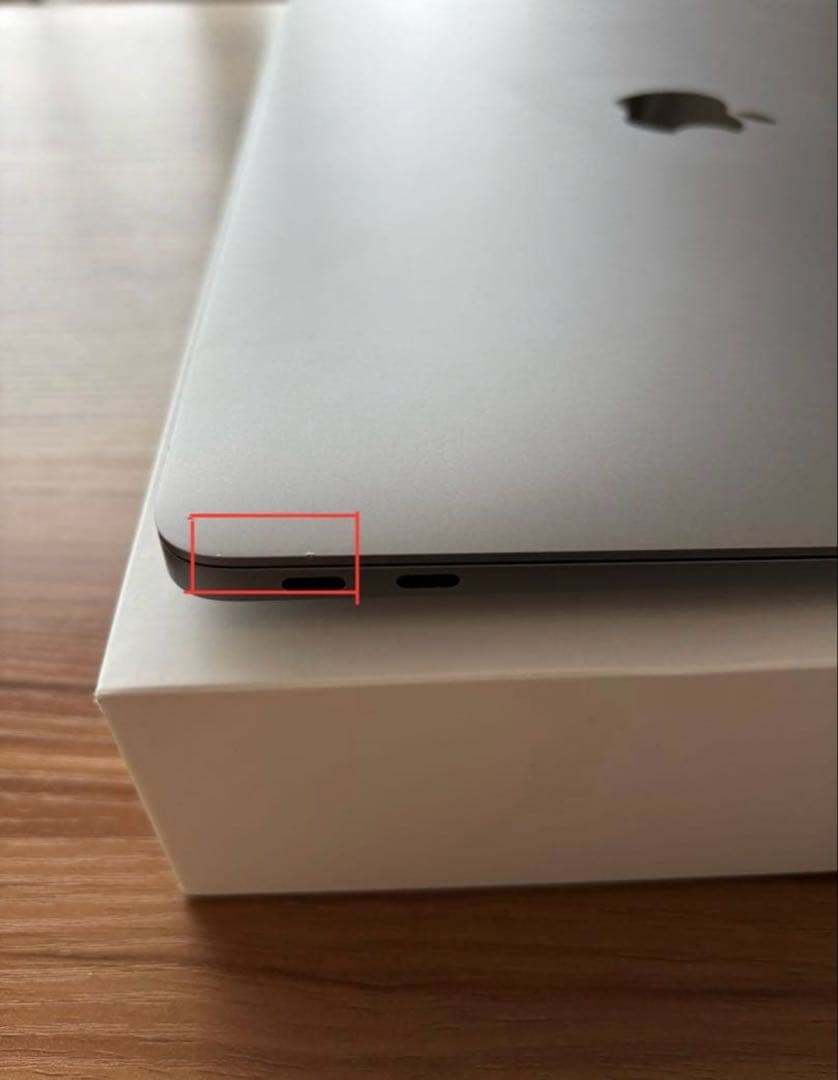 Apple MacBook Air 13インチ（2020年モデル/ A2179)