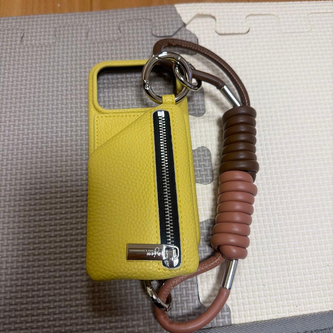 早い者勝ち‼️ajew イエロー レザーケース iPhone17プロ