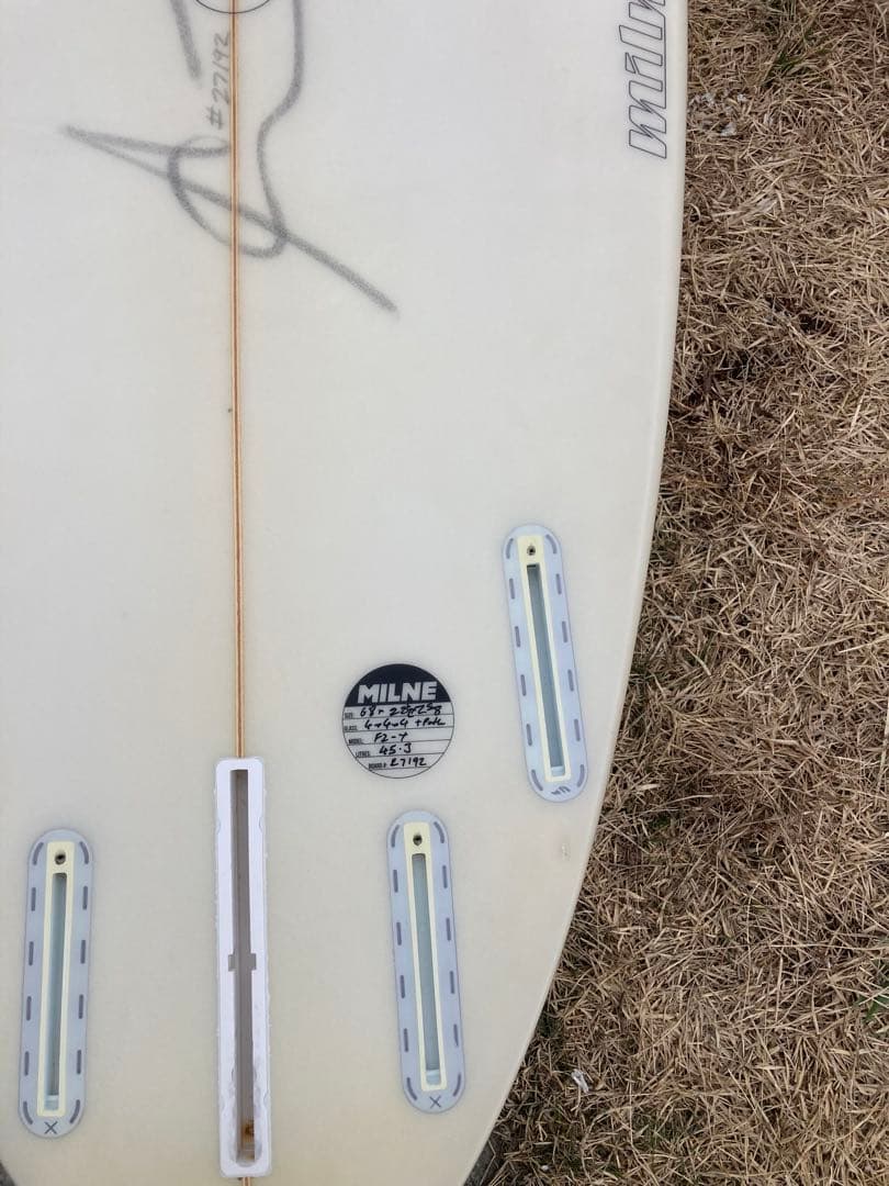 Milne F-2ミッドレングスファンボード 6'8\"