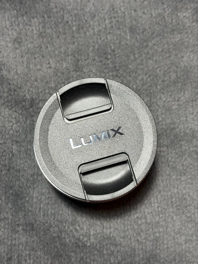 希少 LUMIX 18-40mm レンズ　シルバー