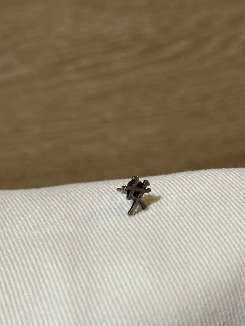 クリープハイプ　昔の女ピアス