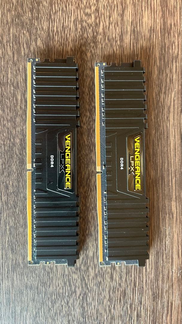 Corsair VENGEANCE DDR4 16G 8G×2 2666MHz